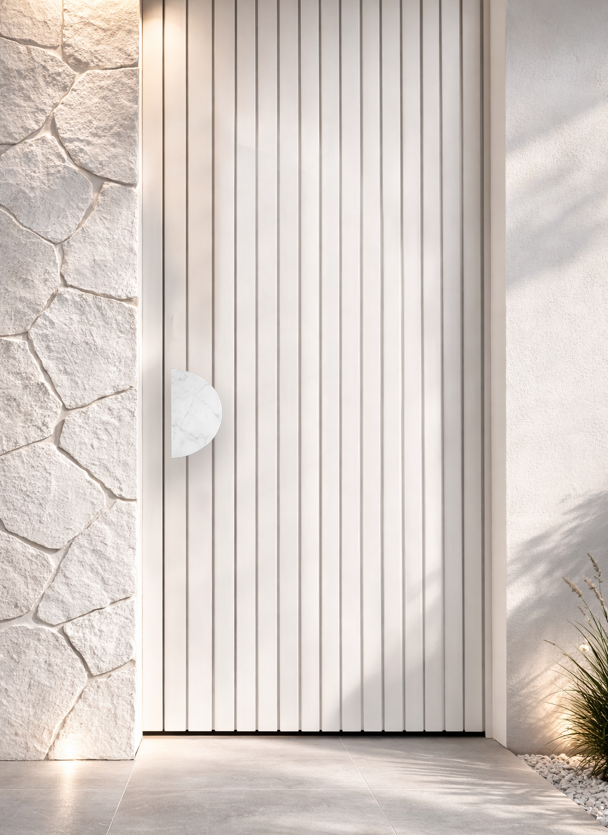 ZMTONLINE Modern door with vertical slats featuring a Carrara White Mezza Luna pull handle set. Z-PH205HM-CARR